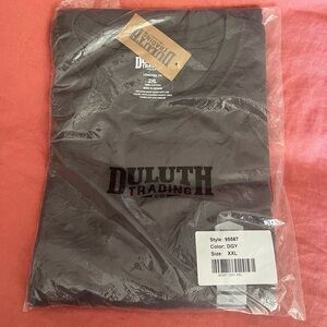 Duluth Trading Co Gray Short Sleeve Tee